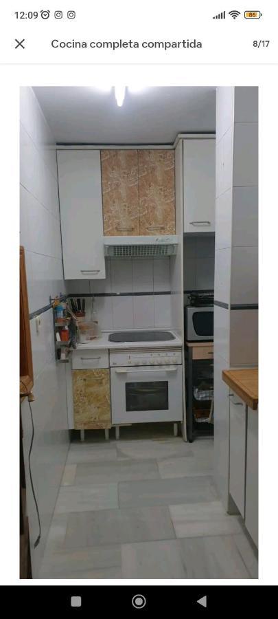 Habitacion Privada, Apartamento Centro Malaga Cerca De La Playa Ngoại thất bức ảnh